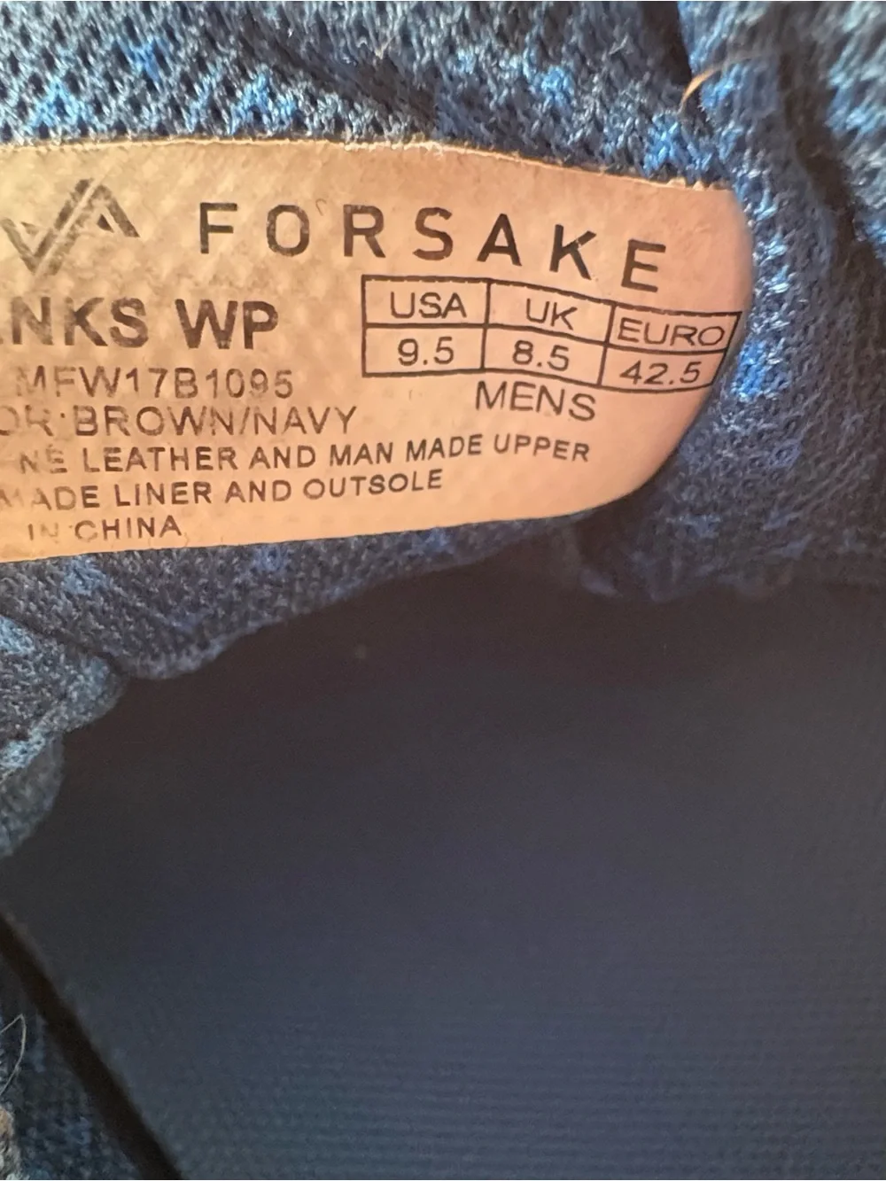 Forsake Banks‎ Low Men 9.5 Hiking Shoes Sneakers Navy / Brown Leather Waterproof